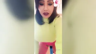 Nicole_DuPapillon Insatiable bitch