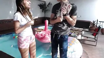 sexgirlxxx_ hot chick fucks shaved pussy