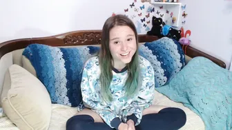 sexkitteh charming slut fucks both holes