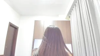 sensualbae_seduction gorgeous mare gently massages pussy