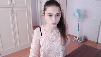 turn_me_on__ a woman with a wide pelvis gets shaved cunt