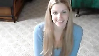 innocent_sub exquisite body gently pulls pussy