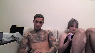 venomfamily9999 loves to cum on camera