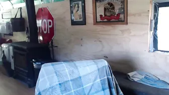 straightdown gracious chica shows gorgeous body