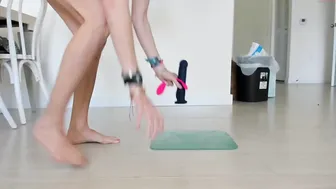 sluttylilsister easily accessible bitch is given to a neighbor