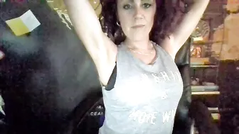 skittles0201 hot slut jumping on sex toy