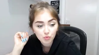 silvia_ami Pretty brunette