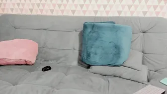 sexysea420 shy babe shows her natural tits