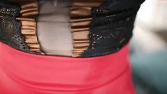 shy_jane dark chick seduces with big shapes