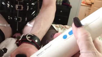 CHASTITY QUEEN onlyfans busty latina massages nipples