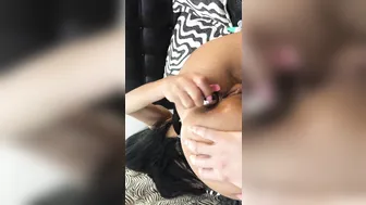 CANDI KATTY onlyfans juicy babe creases her tits