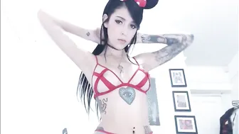 PetiteMarie onlyfans flawless shows her dresses and underwear