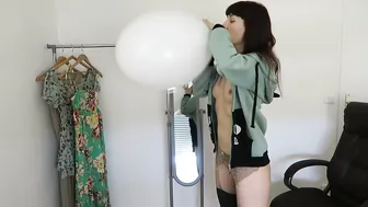 mylene onlyfans pulls hand clit