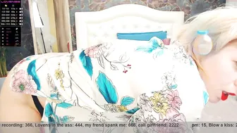 lorabigass chaturbate cute  cam girl  pulls pussy