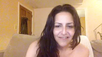 ladyluv696969 chaturbate naughty female shows big tits