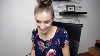 natalielax chaturbate hot brunette girl gently masturbates cunt