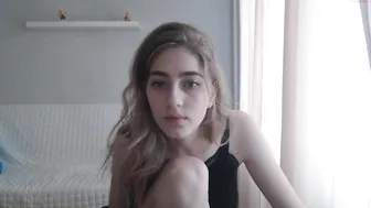 yellow_melon chaturbate home sucking and fucking