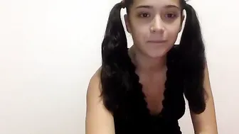 thalia_ventura chaturbate perfect black-haired slut fucks vagina