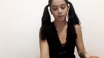 thalia_ventura chaturbate perfect black-haired slut fucks vagina