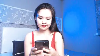 hee_youn chaturbate shy babe seduces with big tits