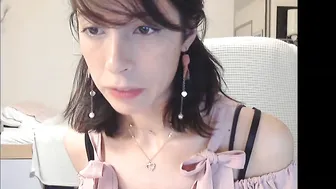 chandelair chaturbate slutty female gently pulls pussy