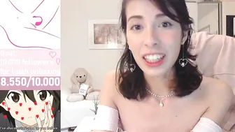 chandelair chaturbate blonde hairstyle fingering shaved cunt