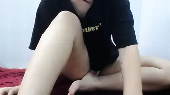hotgirl_angel chaturbate gorgeous confused caresses pussy