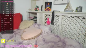 xdangerousthornx chaturbate fucks herself in red dildo