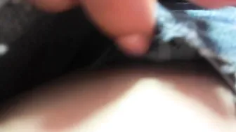 yesonee chaturbate hot thing caresses shaved holes