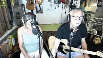 win2win chaturbate shrew pussy demonstrates big tits