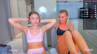 wildsexalexandalexis chaturbate amused with the toy