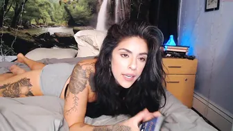 jstrap6969 chaturbate harlot posing in pantyhose