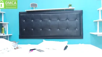 sophianjackson chaturbate brunette in stockings shows shaved holes