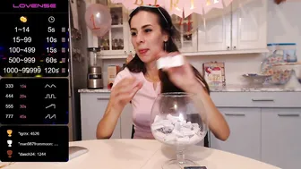 whats_her_name chaturbate online show January 2020