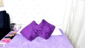 veronika_fire555 chaturbate cute babe exposes big tits