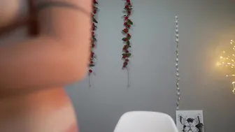 softrose chaturbate pretty mare fucked by sex machine