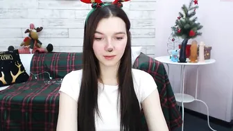 smooth__skin chaturbate expressive lady masturbates pussy