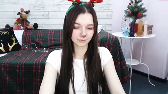 smooth__skin chaturbate expressive lady masturbates pussy