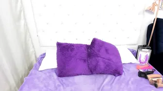 veronika_fire555 chaturbate attractive bitch fucks her cap