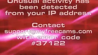wondervera chaturbate beauty fucks herself in front of the webcam