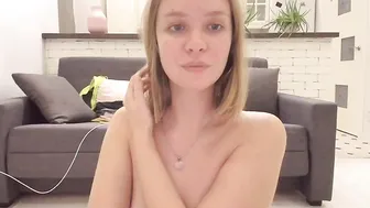 wondervera chaturbate hot tick caresses beautiful tits