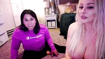 xo_morgan chaturbate sexy brown hair caresses shaved holes