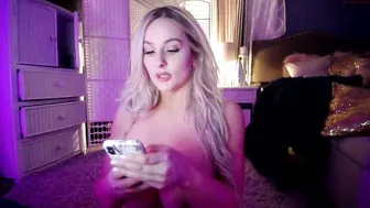 xo_morgan chaturbate pretty woman and her breasts