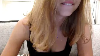 stella_lexa gorgeous bitch chatting in fries