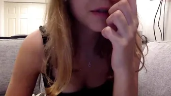 stella_lexa gorgeous bitch chatting in fries