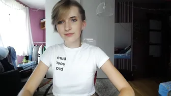 sunny_nicole hot blonde girl masturbates cunt