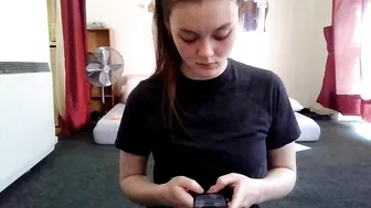 newcastlepanties slut caresses his cap