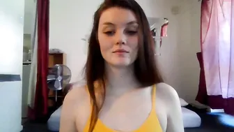 newcastlepanties luscious babes lick cunt in pose