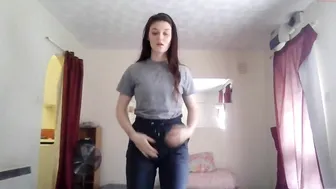 newcastlepanties spectacular babe jerks off anus