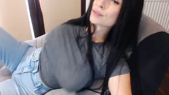 kitty_hotx perfect swell caresses sex lips